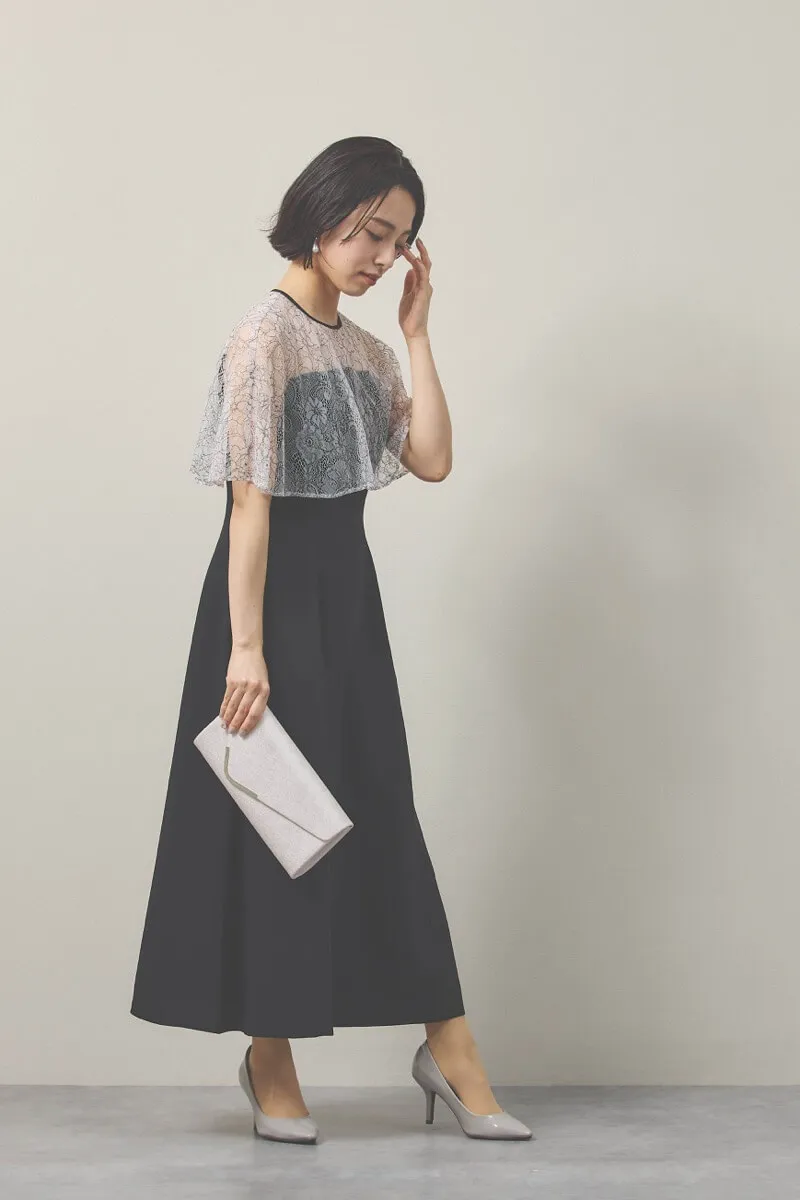 ブラックのシアーケープコンビドレス