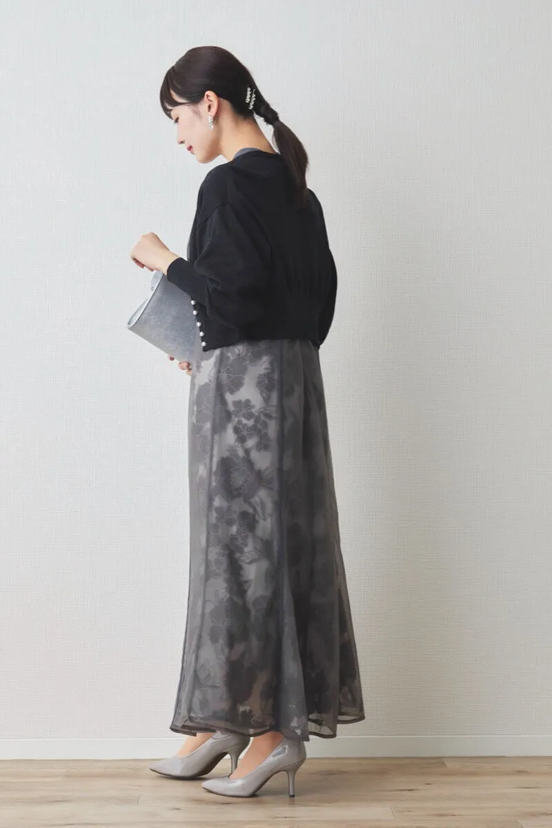 ブルーの花柄オーガンジーパフスリーブドレス