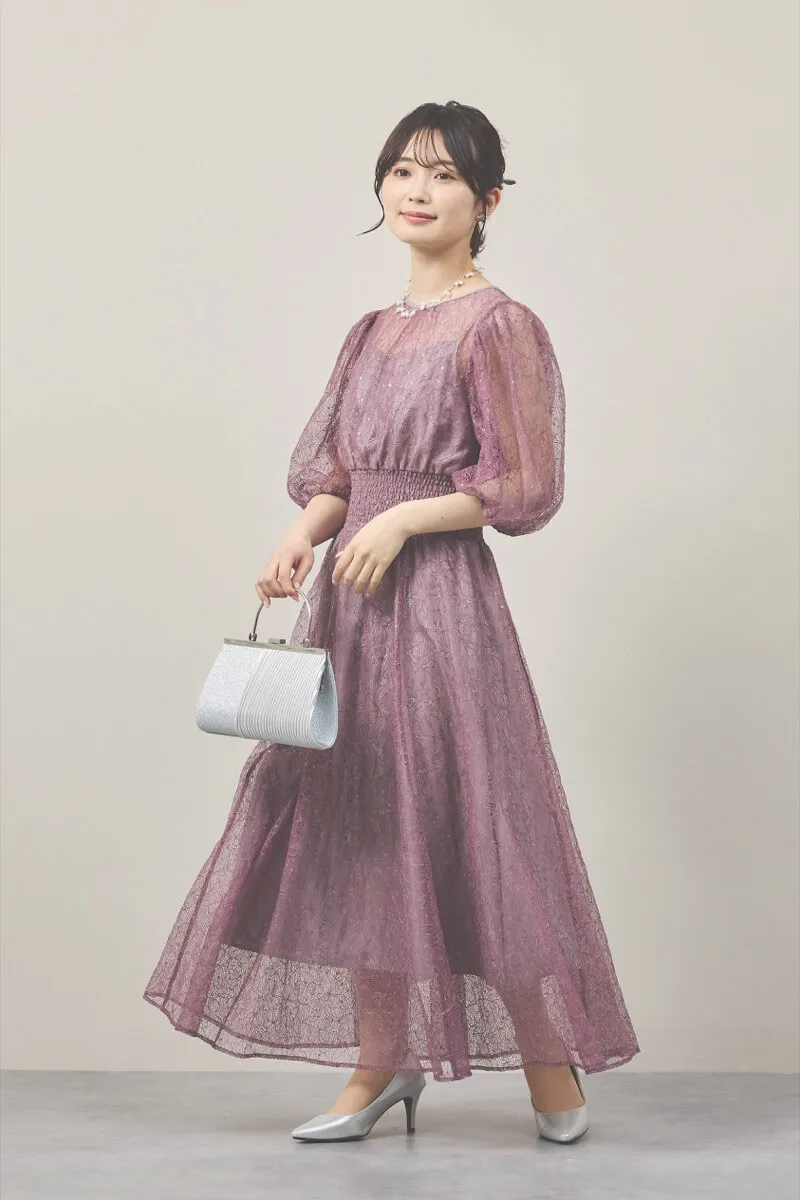 モーヴピンクのスパンコールレースボリュームスリーブドレス