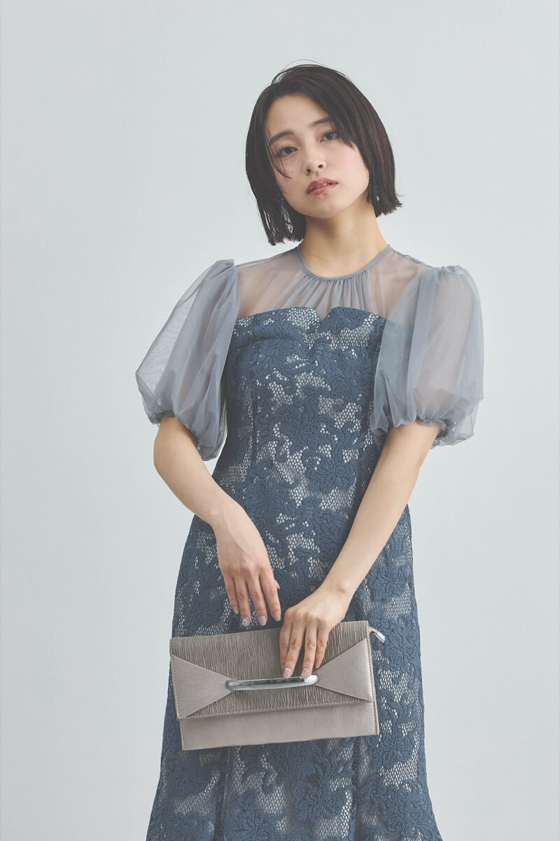 ブルーのフラワージャガードレースドレス