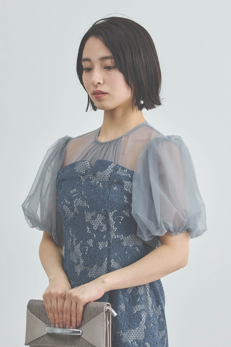 ブルーのフラワージャガードレースドレス