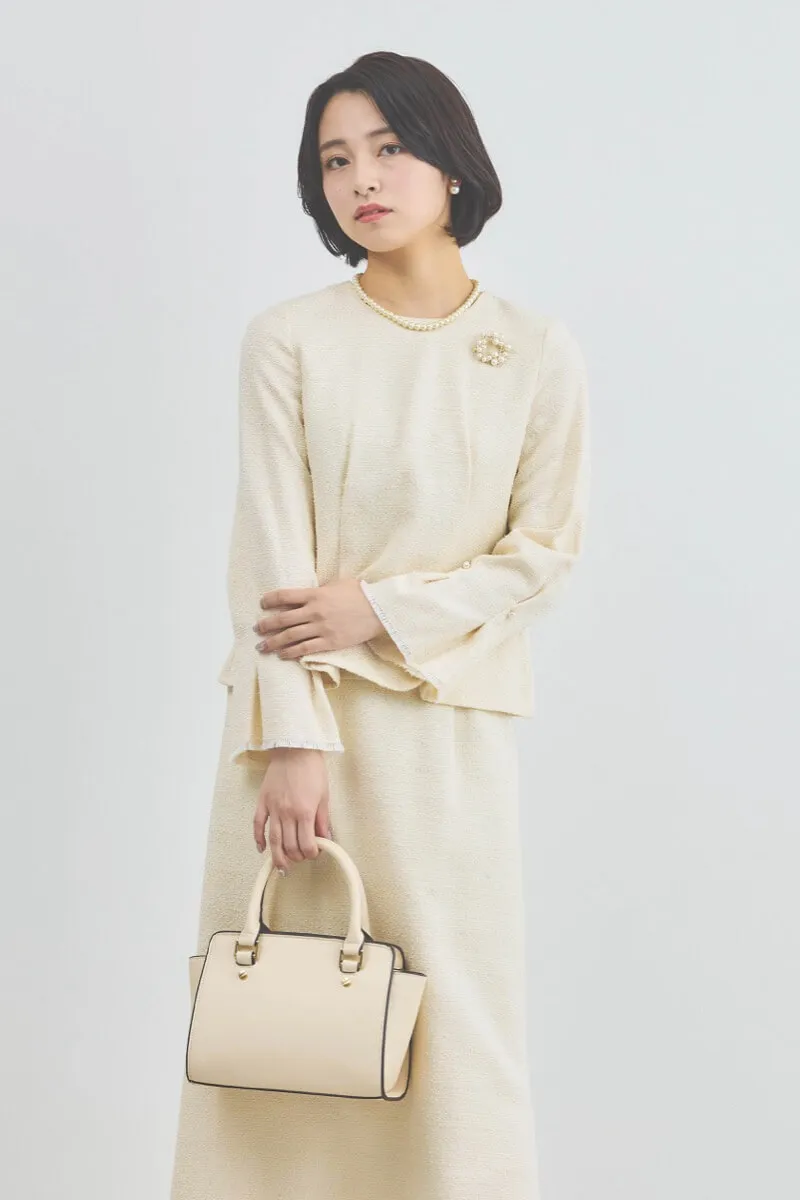 ホワイトのパール付きツイードセレモニースーツセット