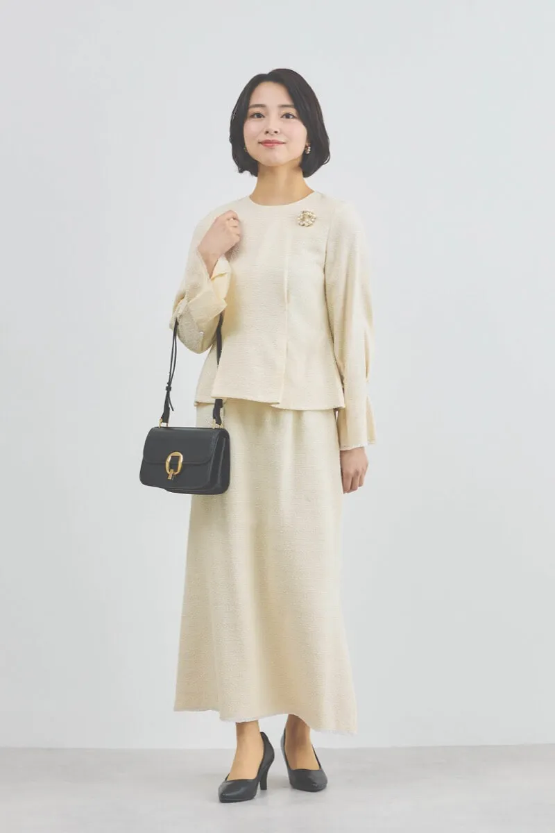 ホワイトのパール付きツイードセレモニースーツセット