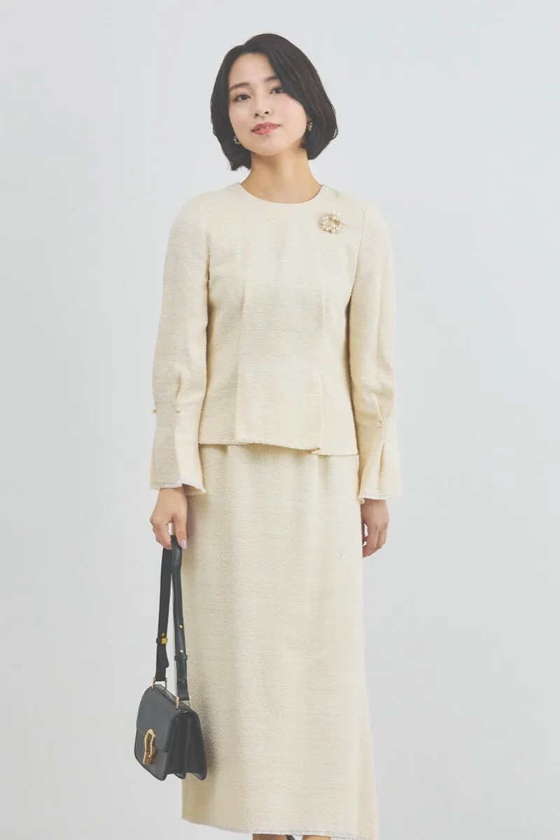 ホワイトのパール付きツイードセレモニースーツセット