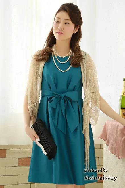 ブルーグリーンのウエストリボンフレアドレス