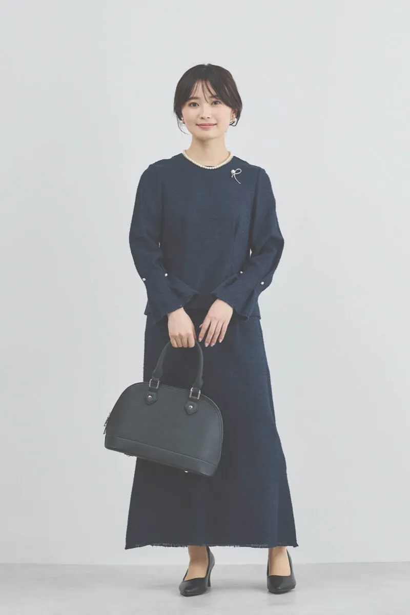 ネイビーのパール付きツイードセレモニースーツセット