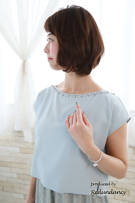 シルバーのパールとビジュー付バングル