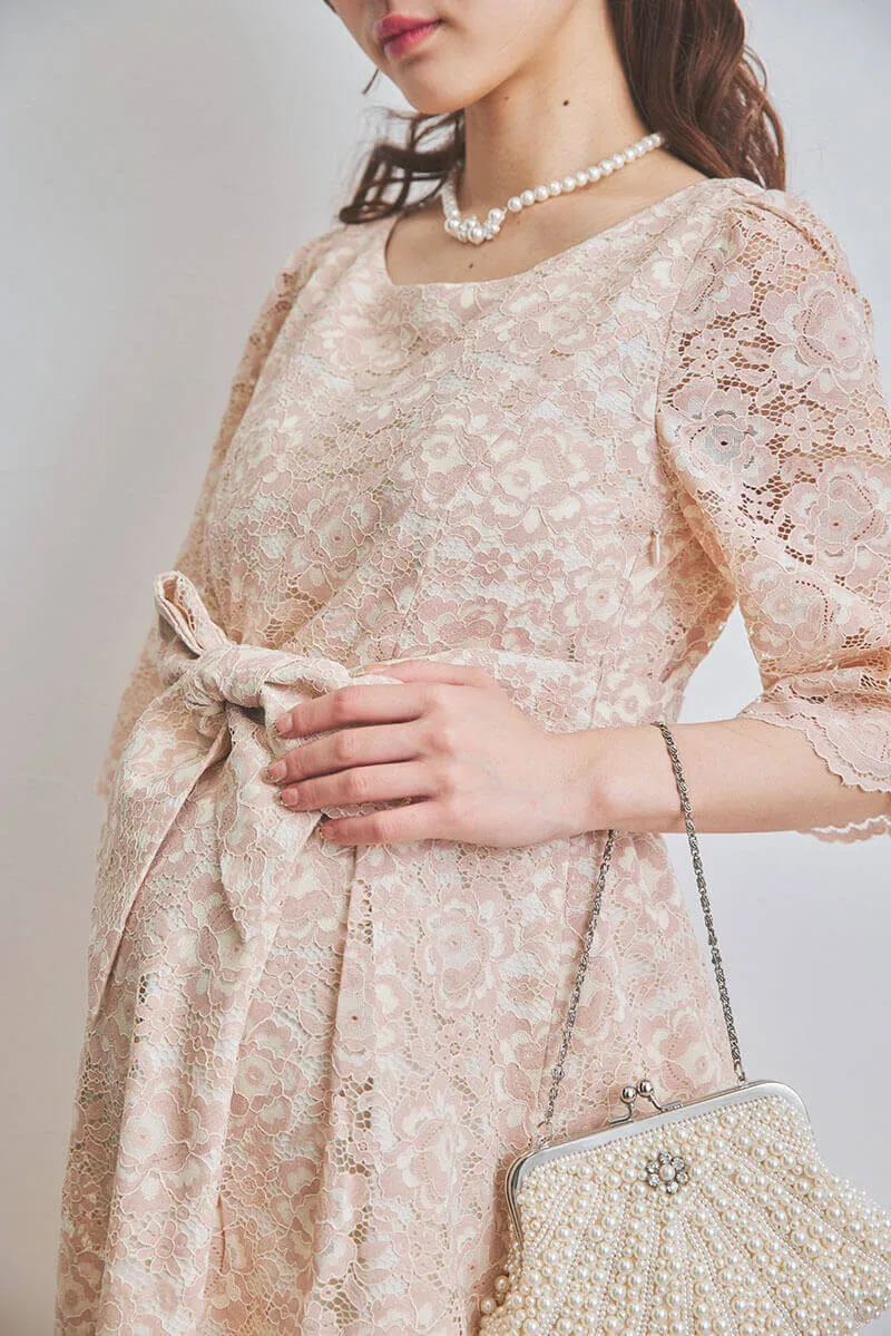 ピンクベージュの授乳口付きマタニティドレス