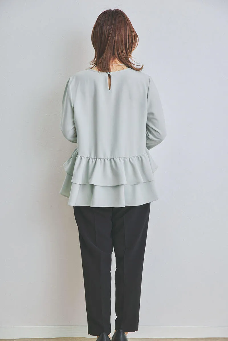 ライトグリーン×ブラックのペプラムトップスパンツドレス