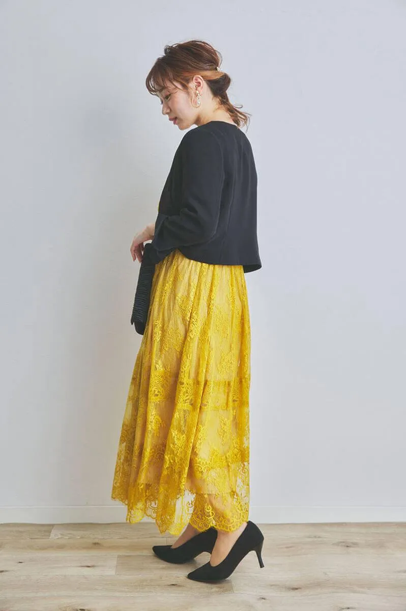 イエローのティアードレースドレス