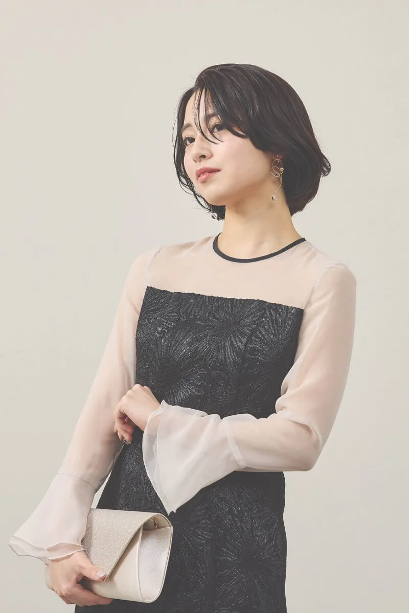 ブラックのフラワージャガードIラインドレス