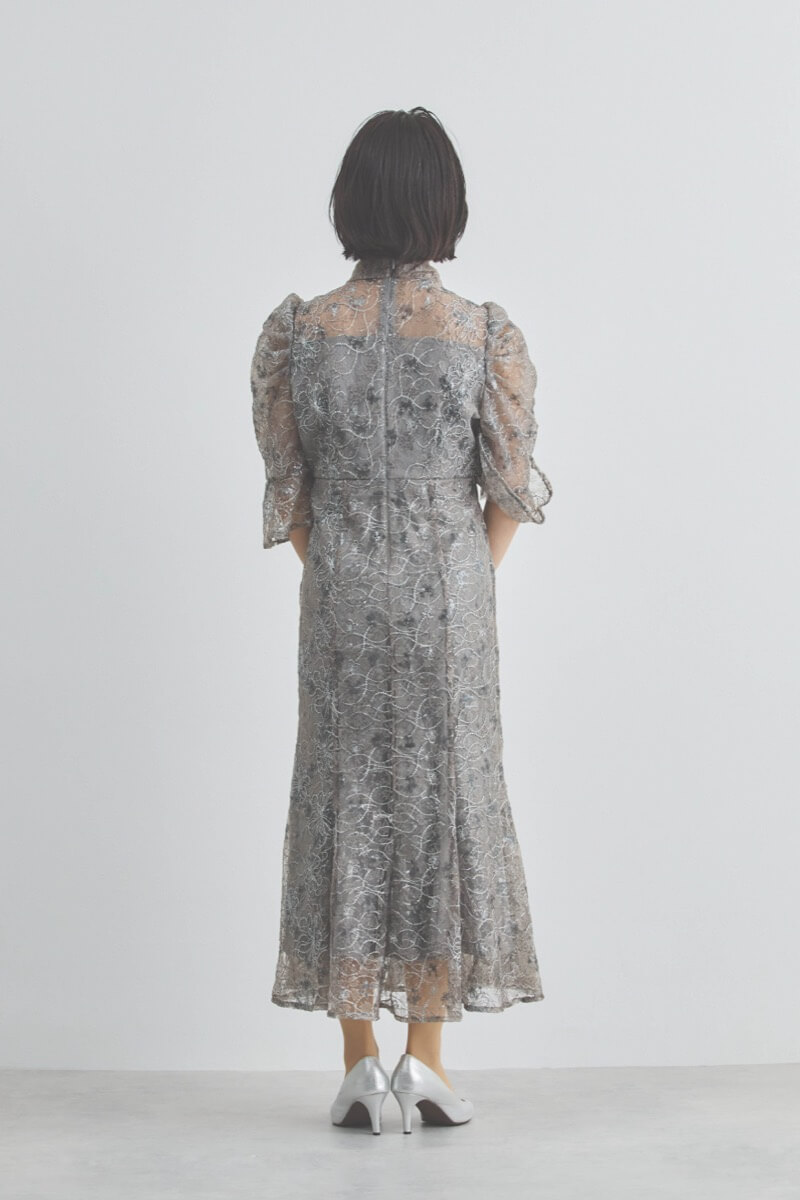 グレーのスパンコールレースマーメイドドレス