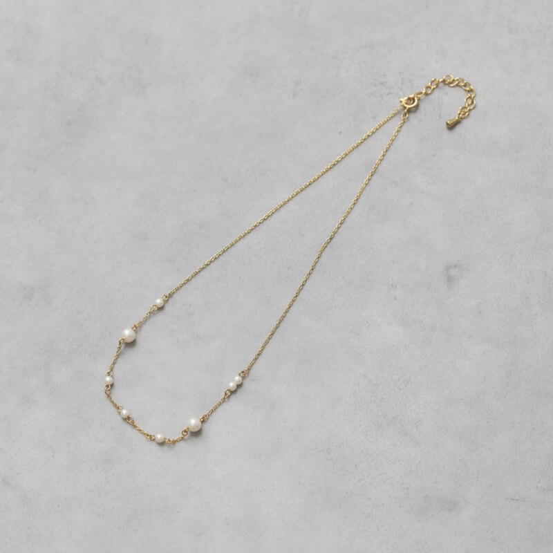 サージカルステンレスのミニパールネックレス