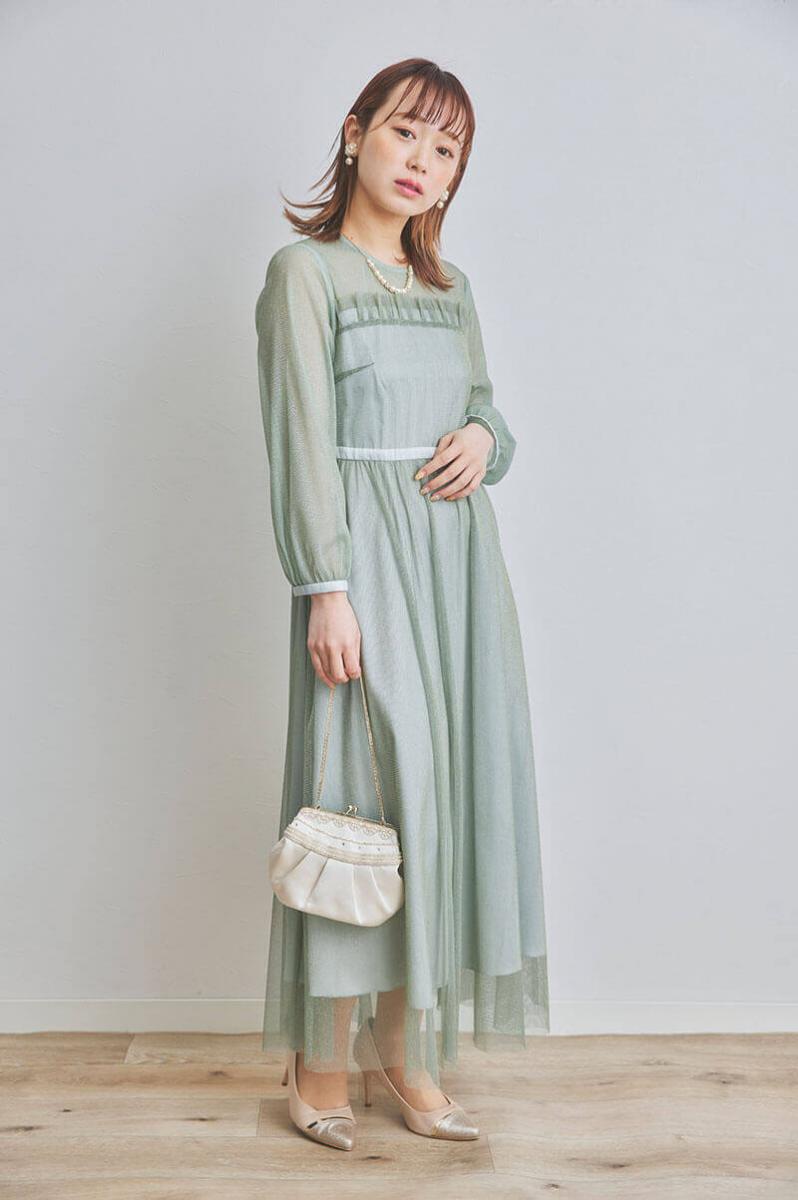 ライトグリーンのフロントフリルチュールドレス