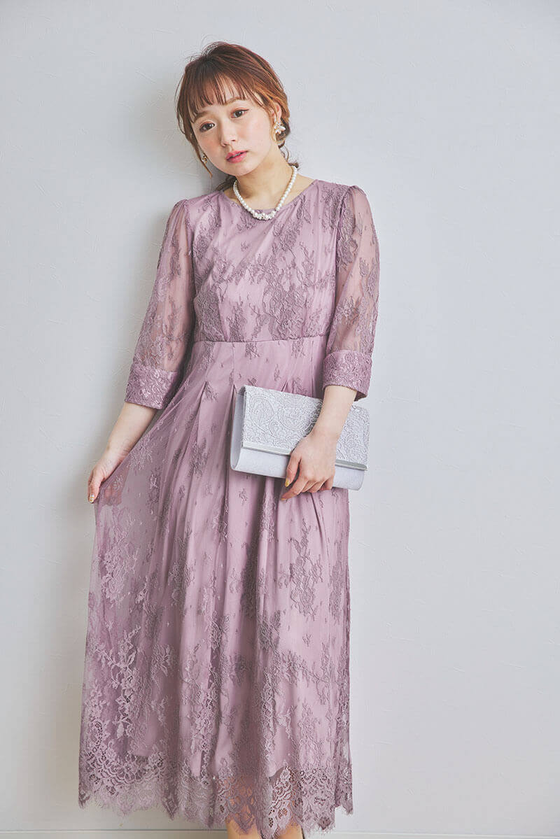 ピンクラベンダーのフローラルレースドレス