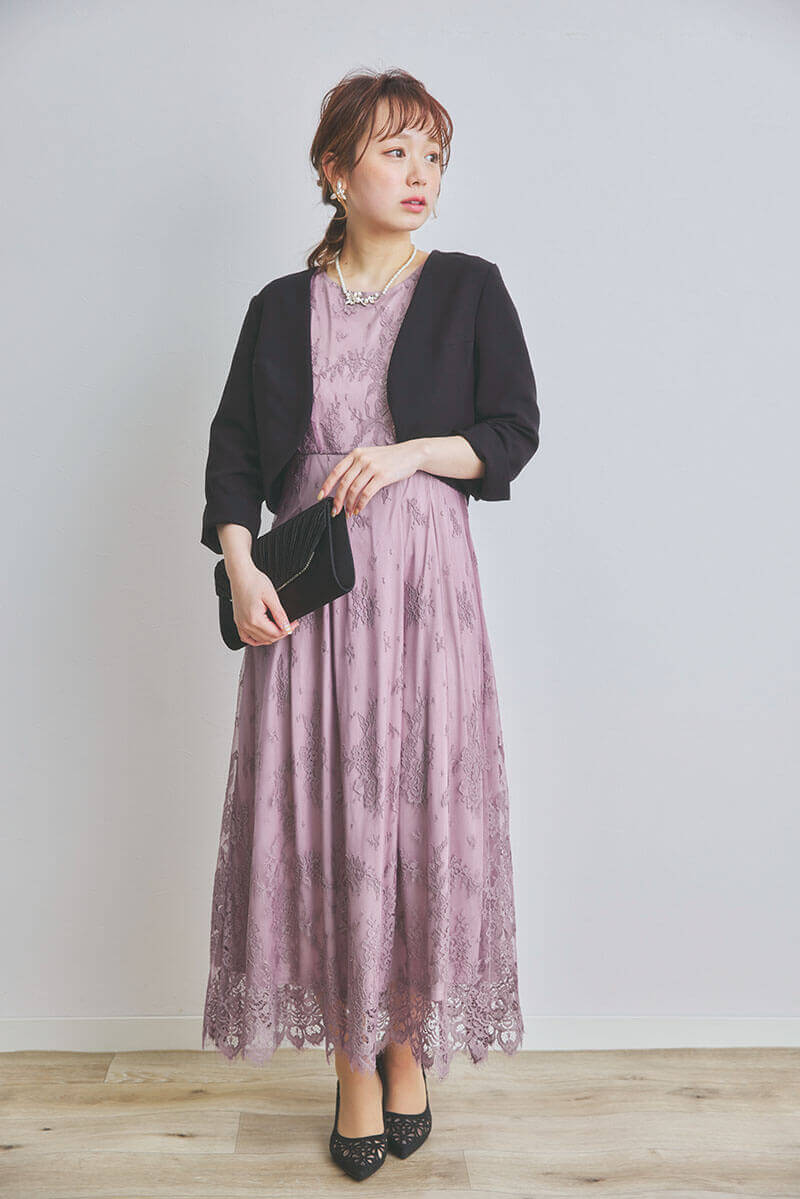 ピンクラベンダーのフローラルレースドレス