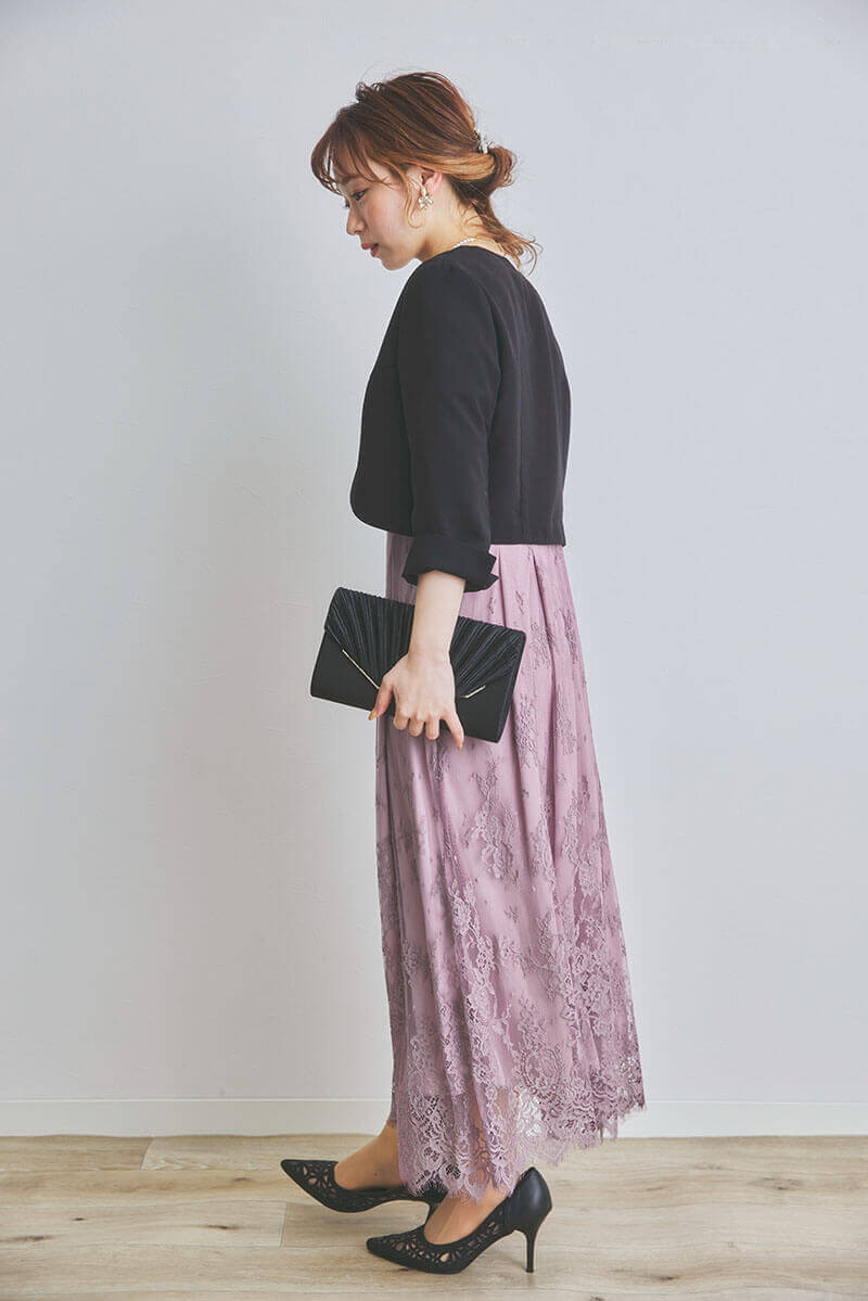 ピンクラベンダーのフローラルレースドレス
