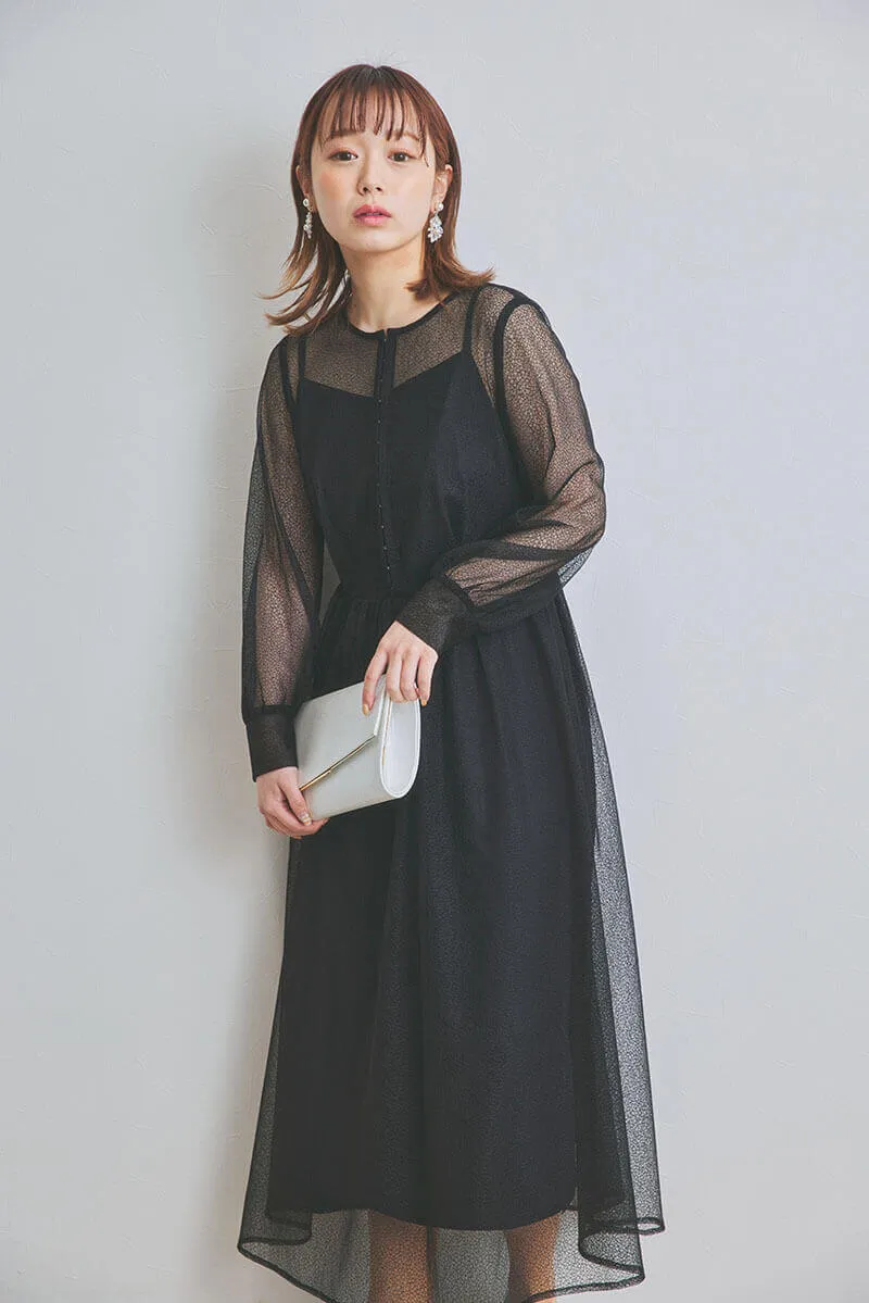 ブラックの幾何学チュールドレス