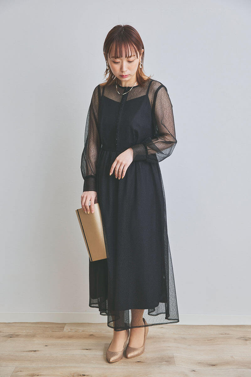 ブラックの幾何学チュールドレス