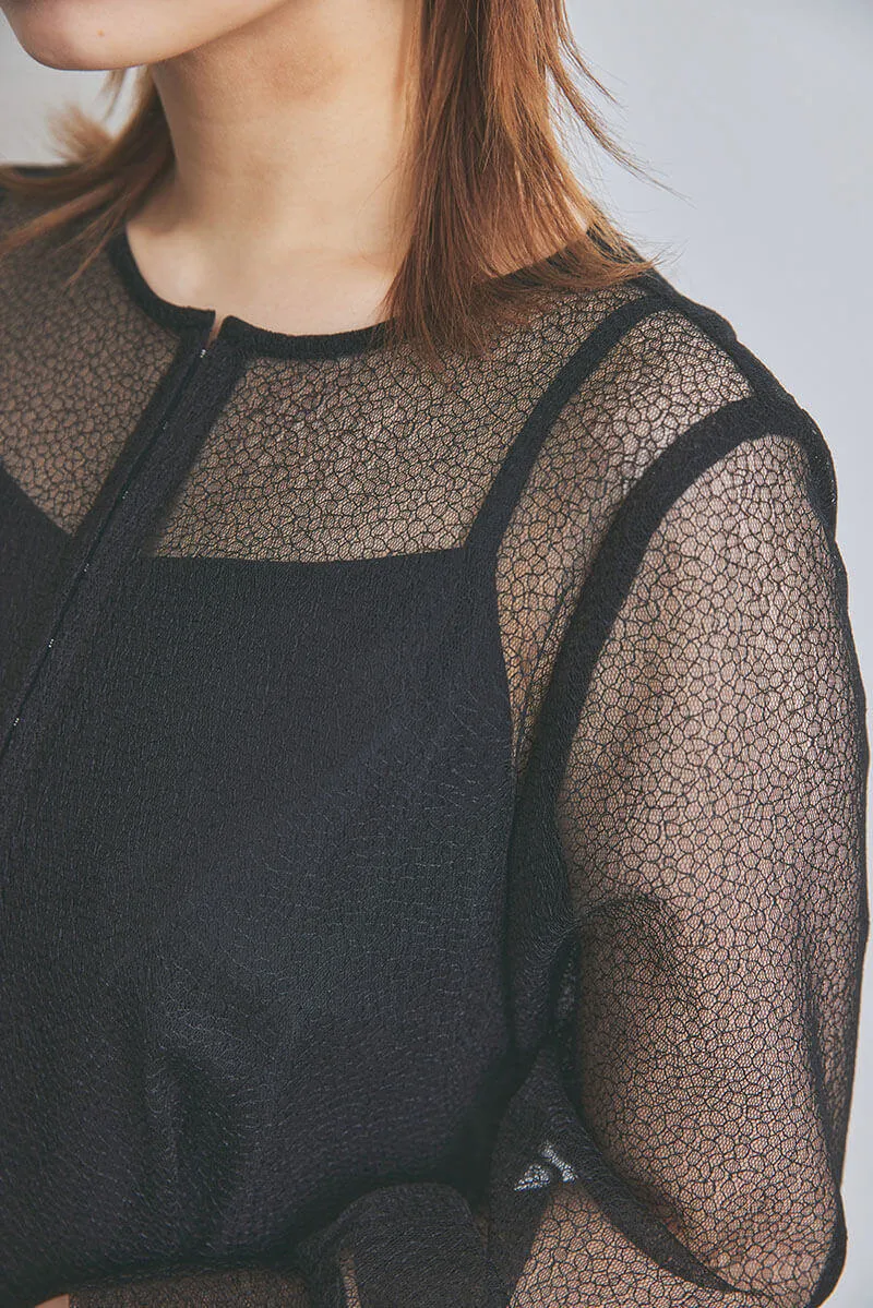 ブラックの幾何学チュールドレス