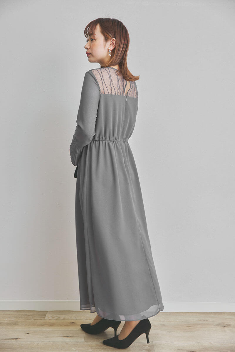 グレーのカシュクールシフォンドレス