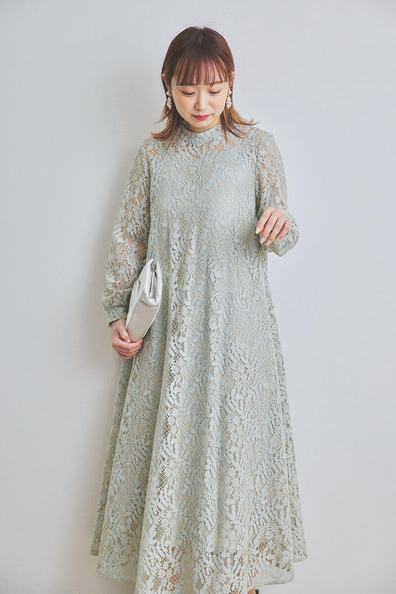 ライトグリーンのオールレースAラインドレス