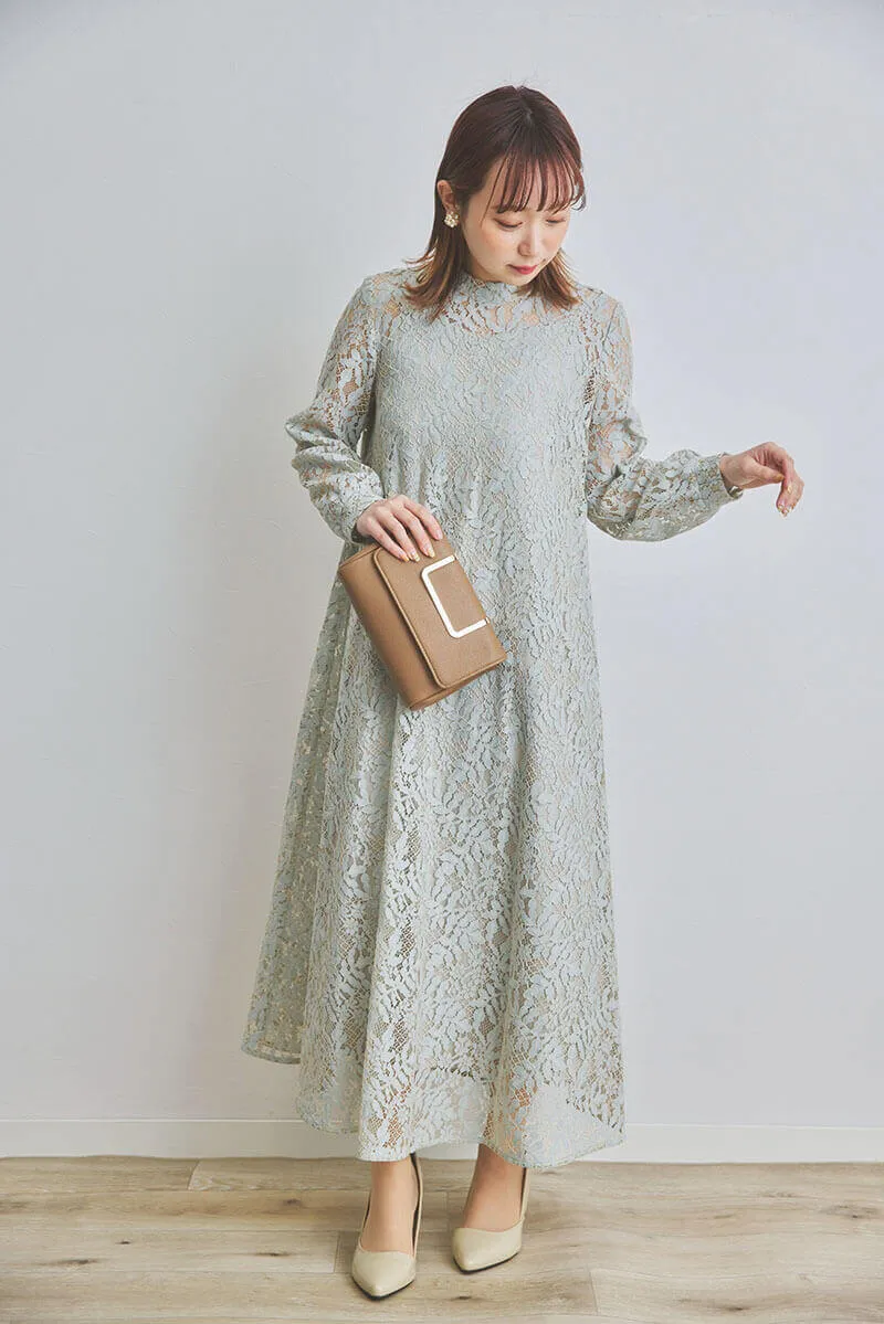 ライトグリーンのオールレースAラインドレス