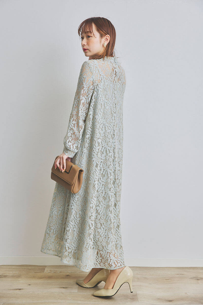 ライトグリーンのオールレースAラインドレス