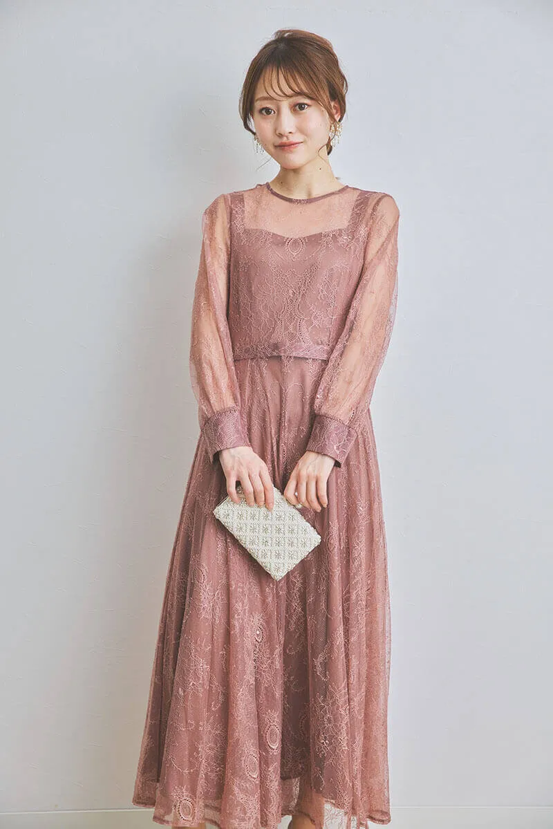 オールドローズのロングレースガウンドレス