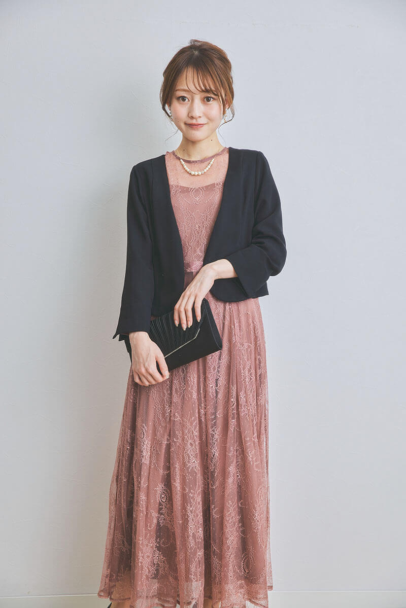 オールドローズのロングレースガウンドレス