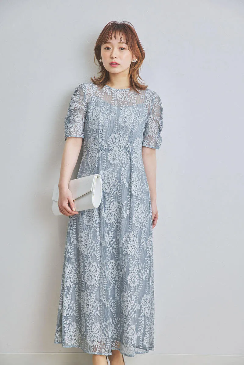 ミントグレーの配色レースエプロンドレス