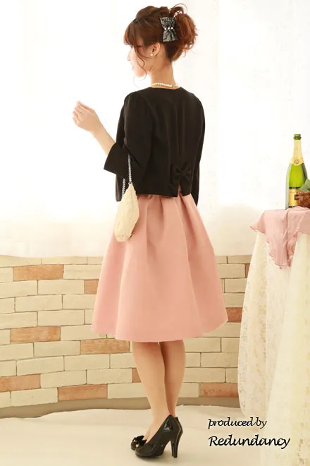 ピンク×ベージュのウエスト切替プリンセスドレス