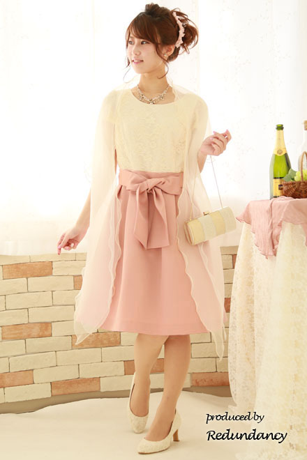 ピンク×ベージュのウエスト切替プリンセスドレス