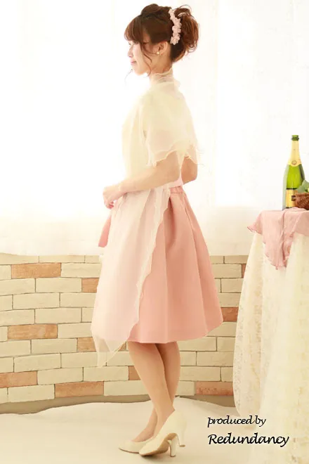 ピンク×ベージュのウエスト切替プリンセスドレス