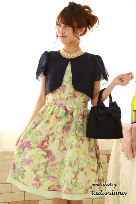 グリーンの油彩風花柄ドレスミディ丈ドレス