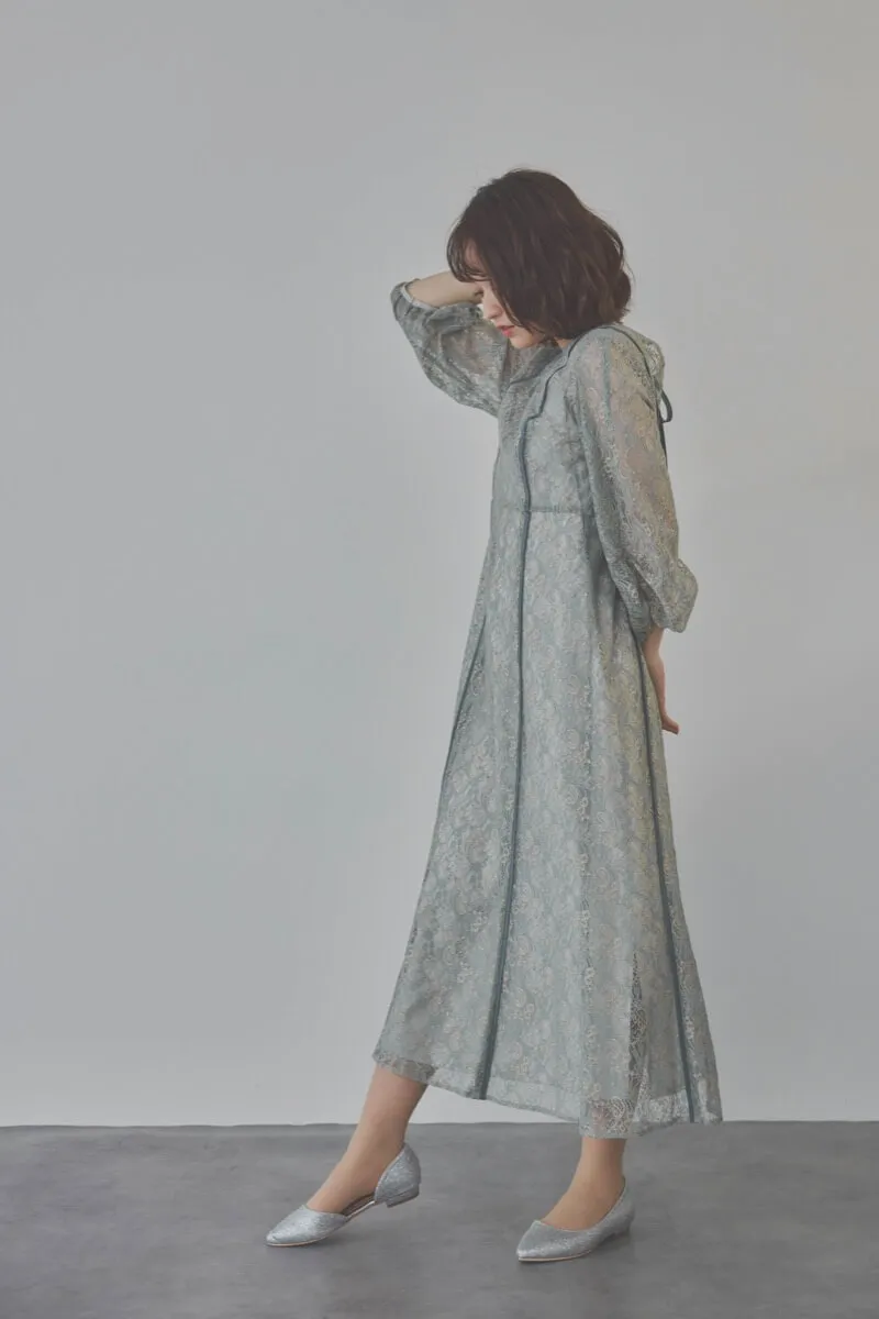 サックスのパイピングレースエプロンドレス