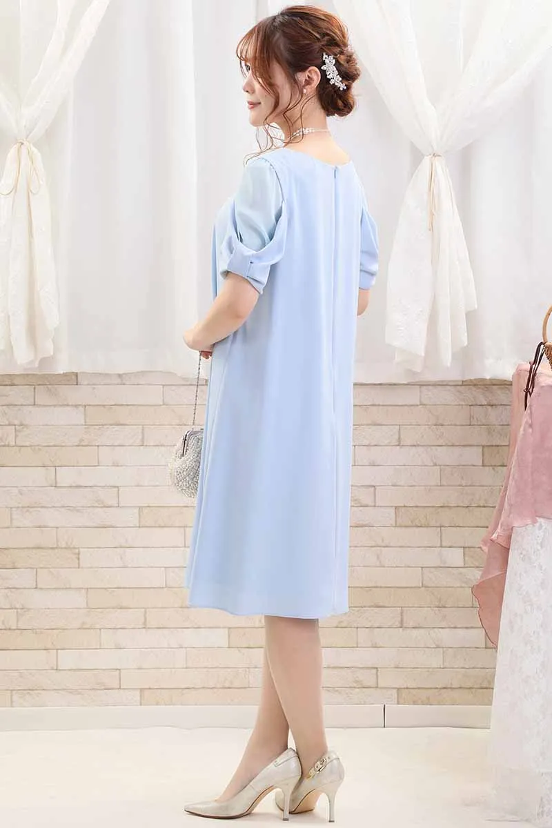 パステルブルーのリボン風スリーブドレス