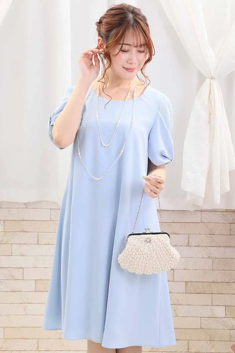 パステルブルーのリボン風スリーブドレス