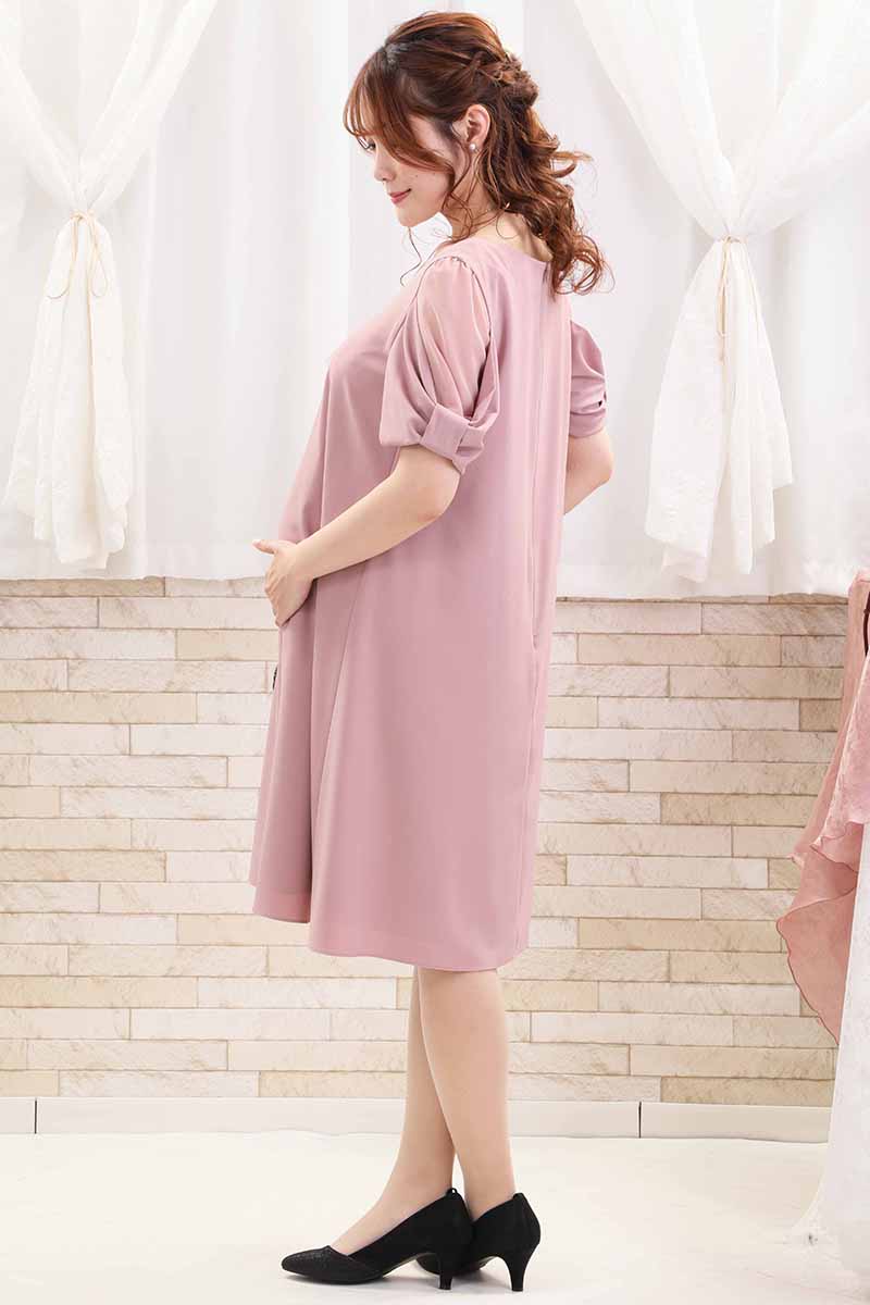 ピンクのリボン風スリーブドレス