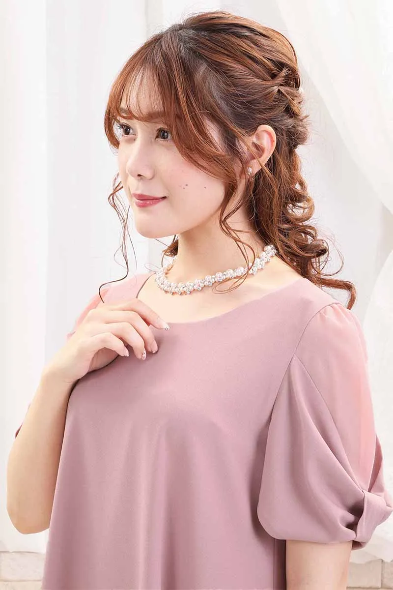 ピンクのリボン風スリーブドレス