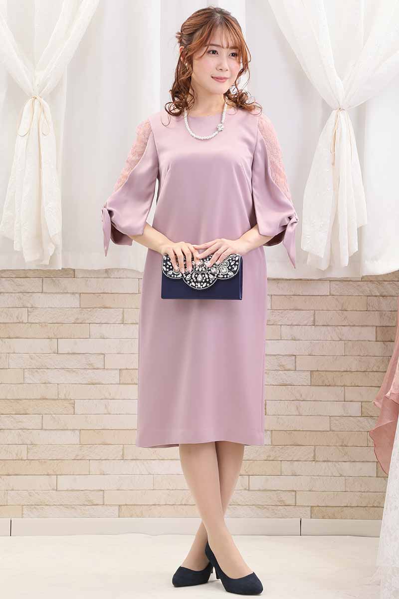 ピンクのレーススリーブIラインドレス