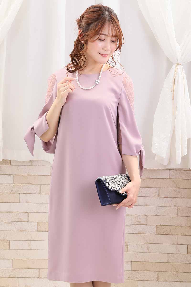 ピンクのレーススリーブIラインドレス