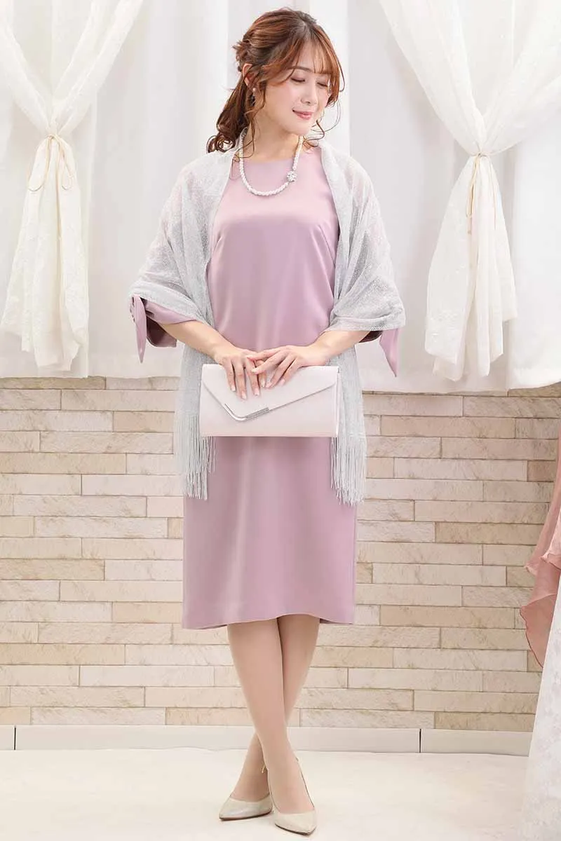 ピンクのレーススリーブIラインドレス