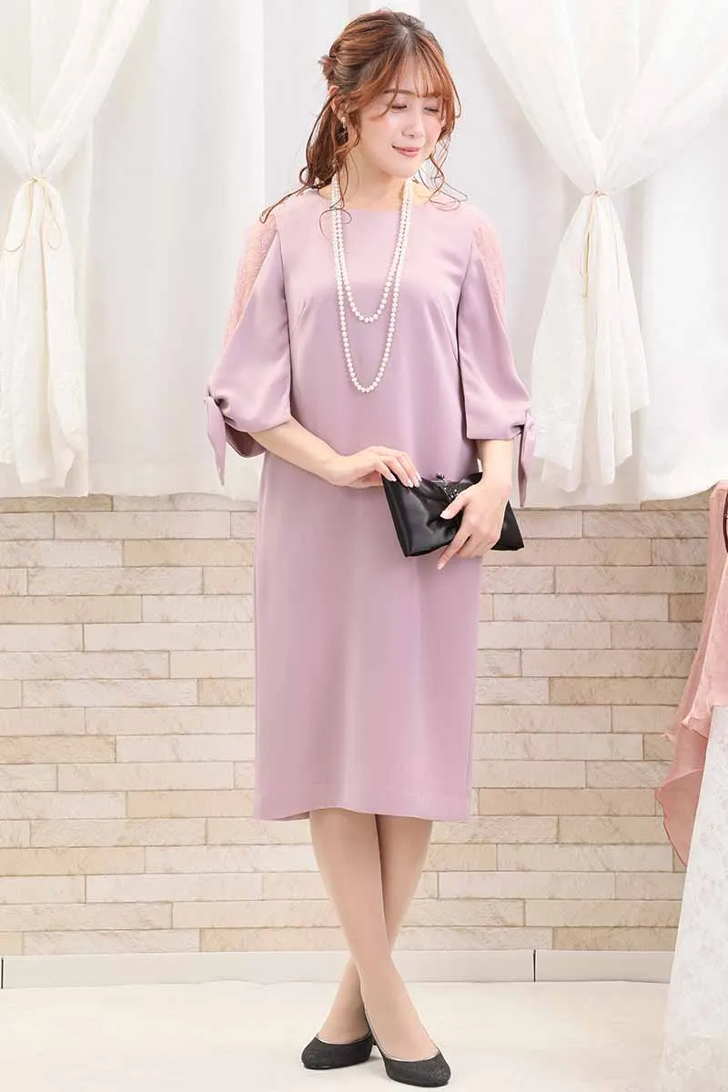 ピンクのレーススリーブIラインドレス