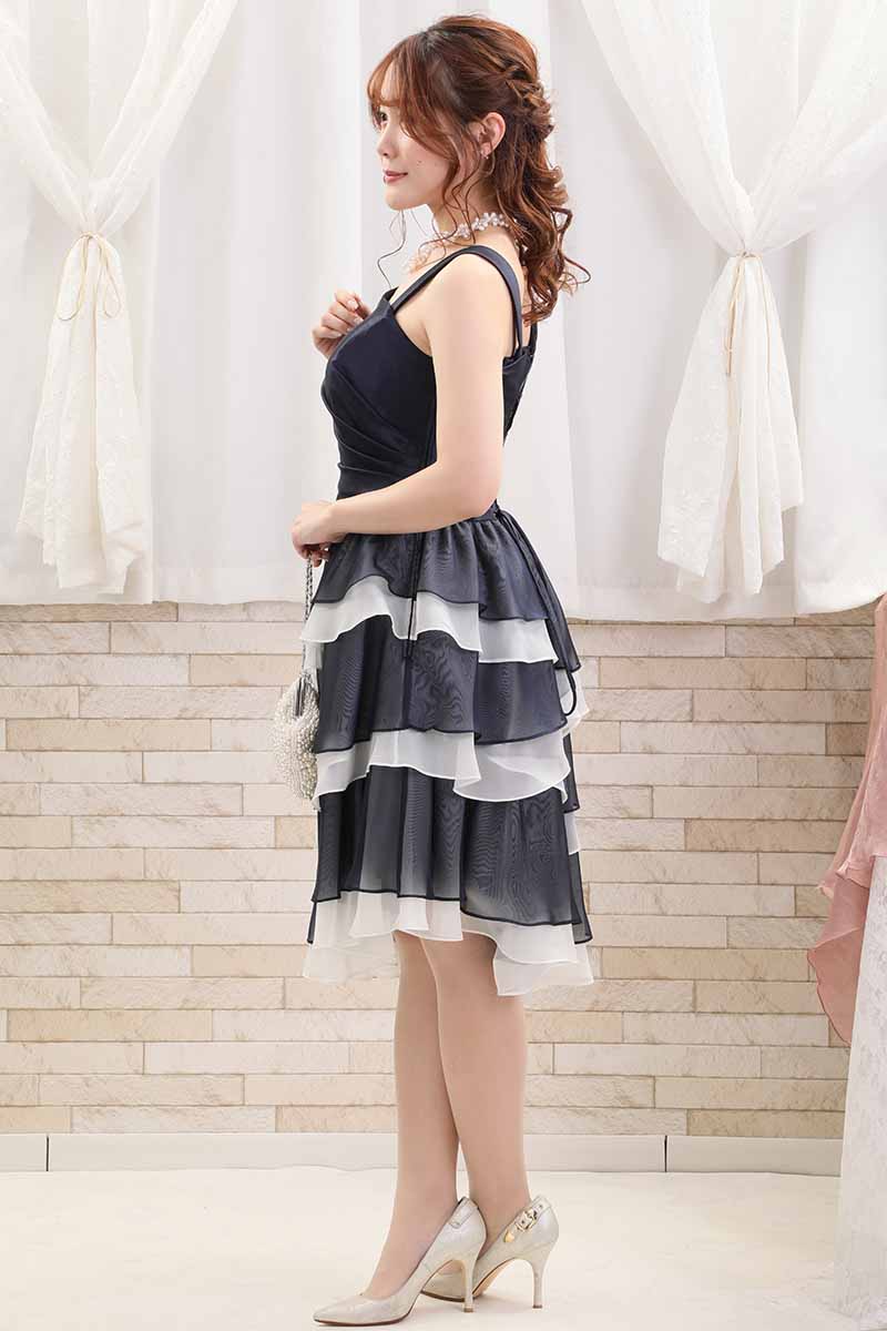 ネイビー×ホワイトのグラディーションドレス