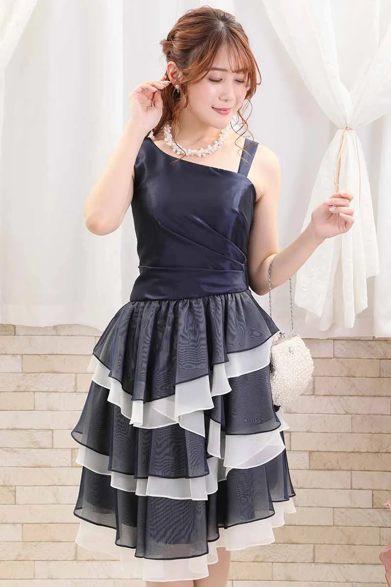 ネイビー×ホワイトのグラディーションドレス