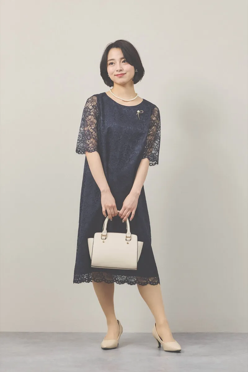 ネイビーの総レース五分袖セレモニースーツセット