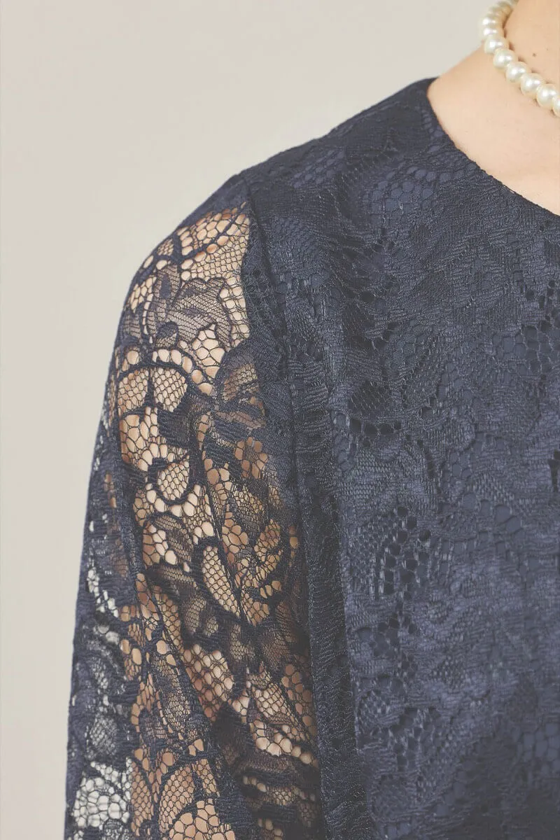 ネイビーの総レース五分袖セレモニースーツセット