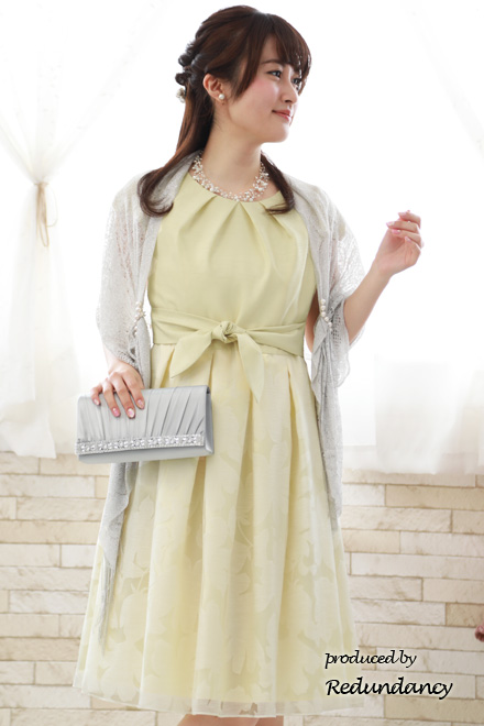 ホワイトパールのクリスタルワイヤーネックレス