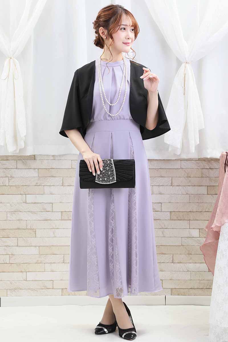 ラベンダーのバックリボン付き切替えレースドレス